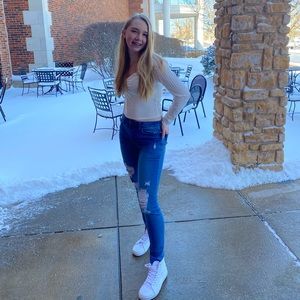 Meet your Posher, Brooke